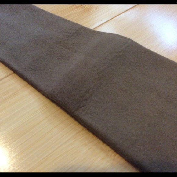 Vintage men's tie, taupe tan suede?, made in Spain - Picture 6 of 6